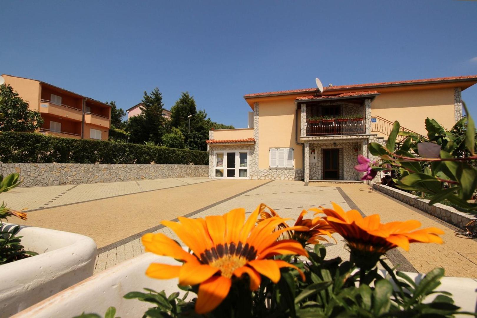 Apartments Nevenka K. Čižići Exteriér fotografie